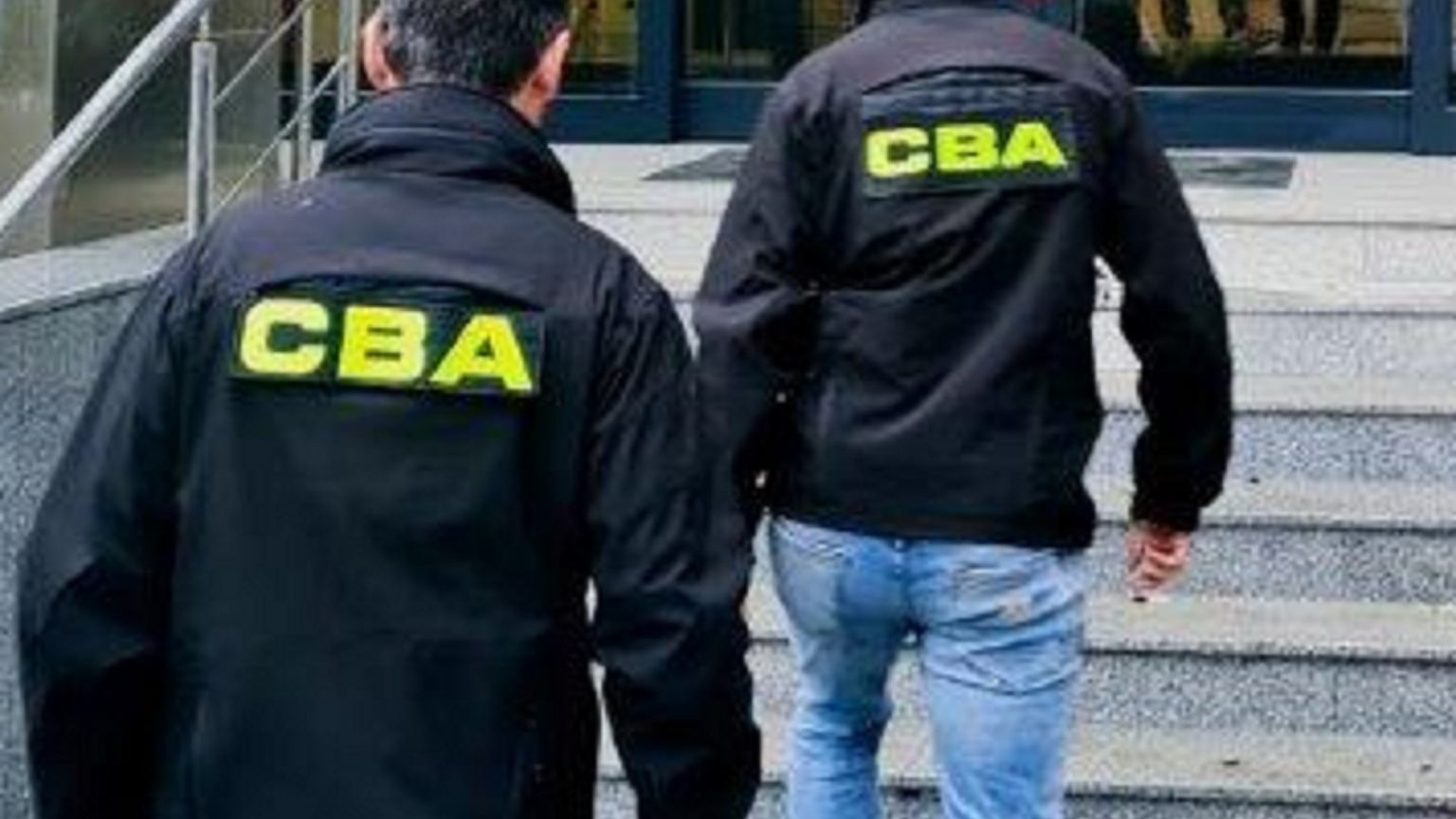 Były szef CBA z zarzutami. W tle korzystanie z lokali konspiracyjnych