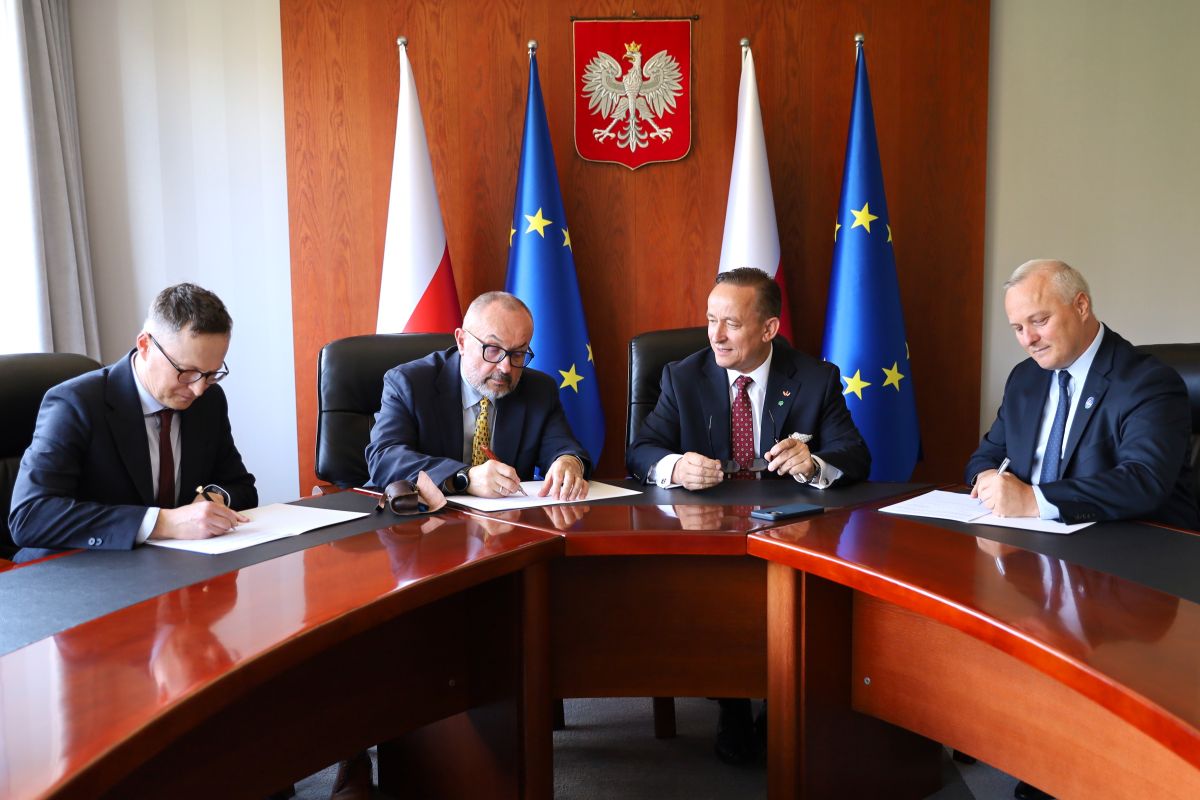 10 mln zł na doposażenie poznańskich szpitali w sprzęt kryzysowy