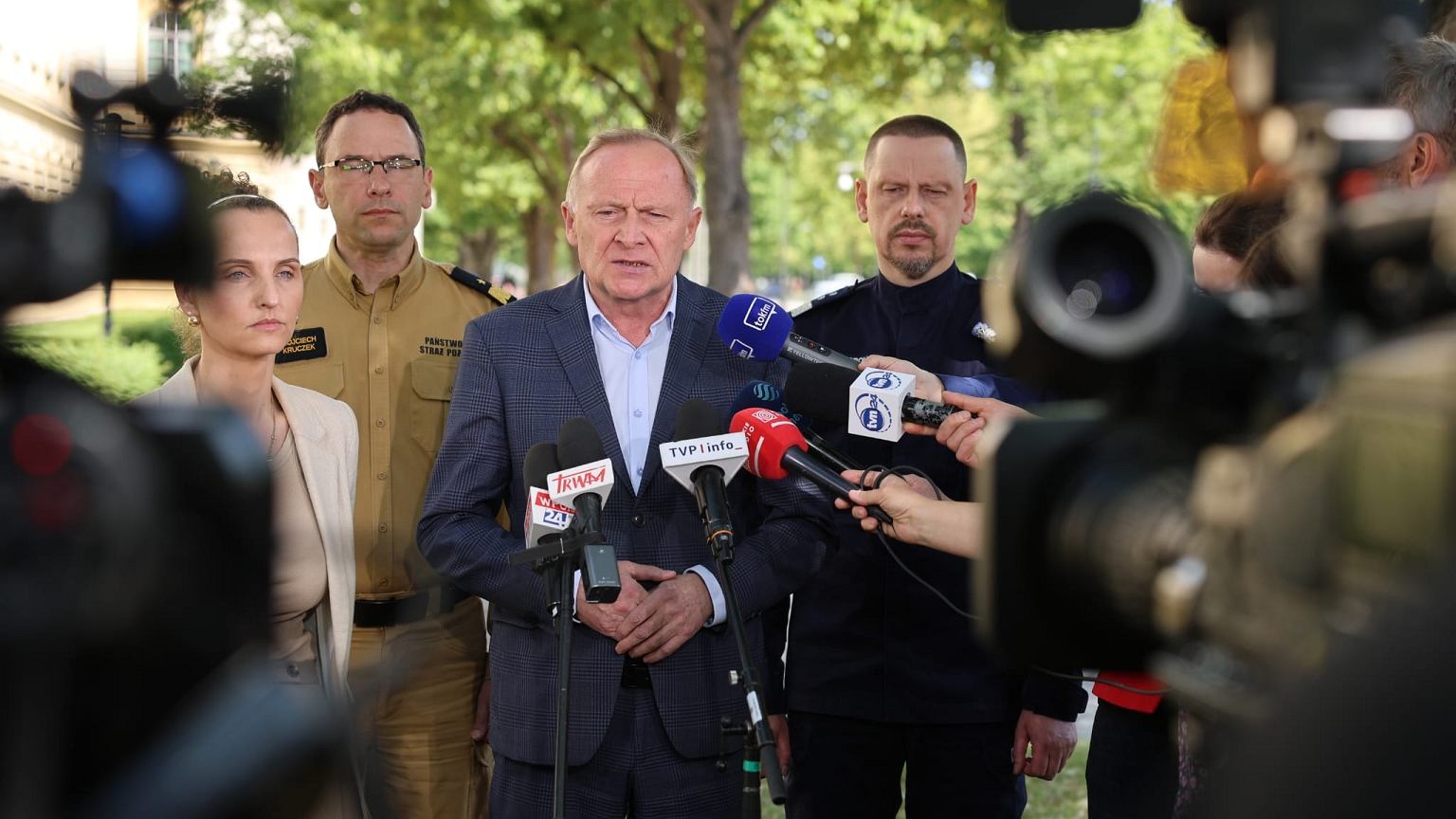 Służby w mieszkaniu rodzinnym Karola Nawrockiego. Wiceszef MSWiA o szczegółach akcji