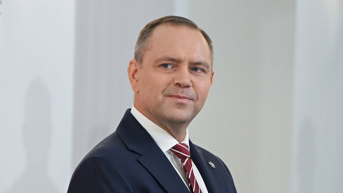 Polacy ocenili prezydenta Karola Nawrockiego. Nowy sondaż dla Polsat News