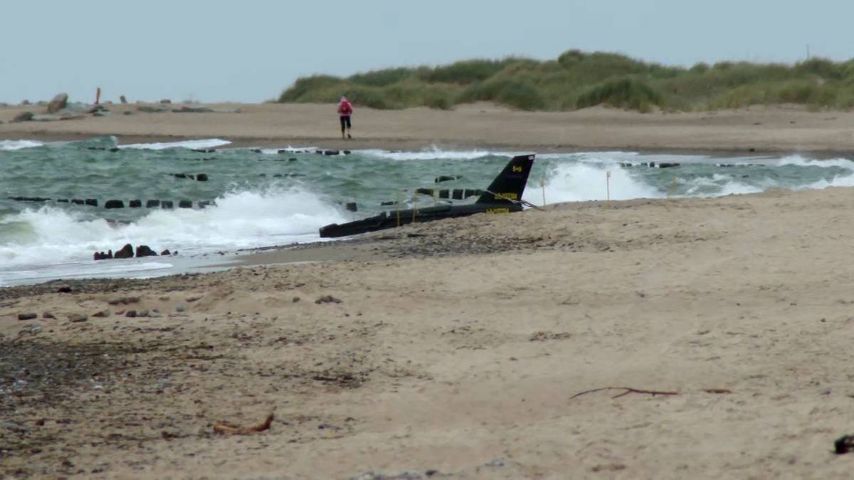 Wojskowy dron na plaży w Rusinowie. Jest ruch prokuratury