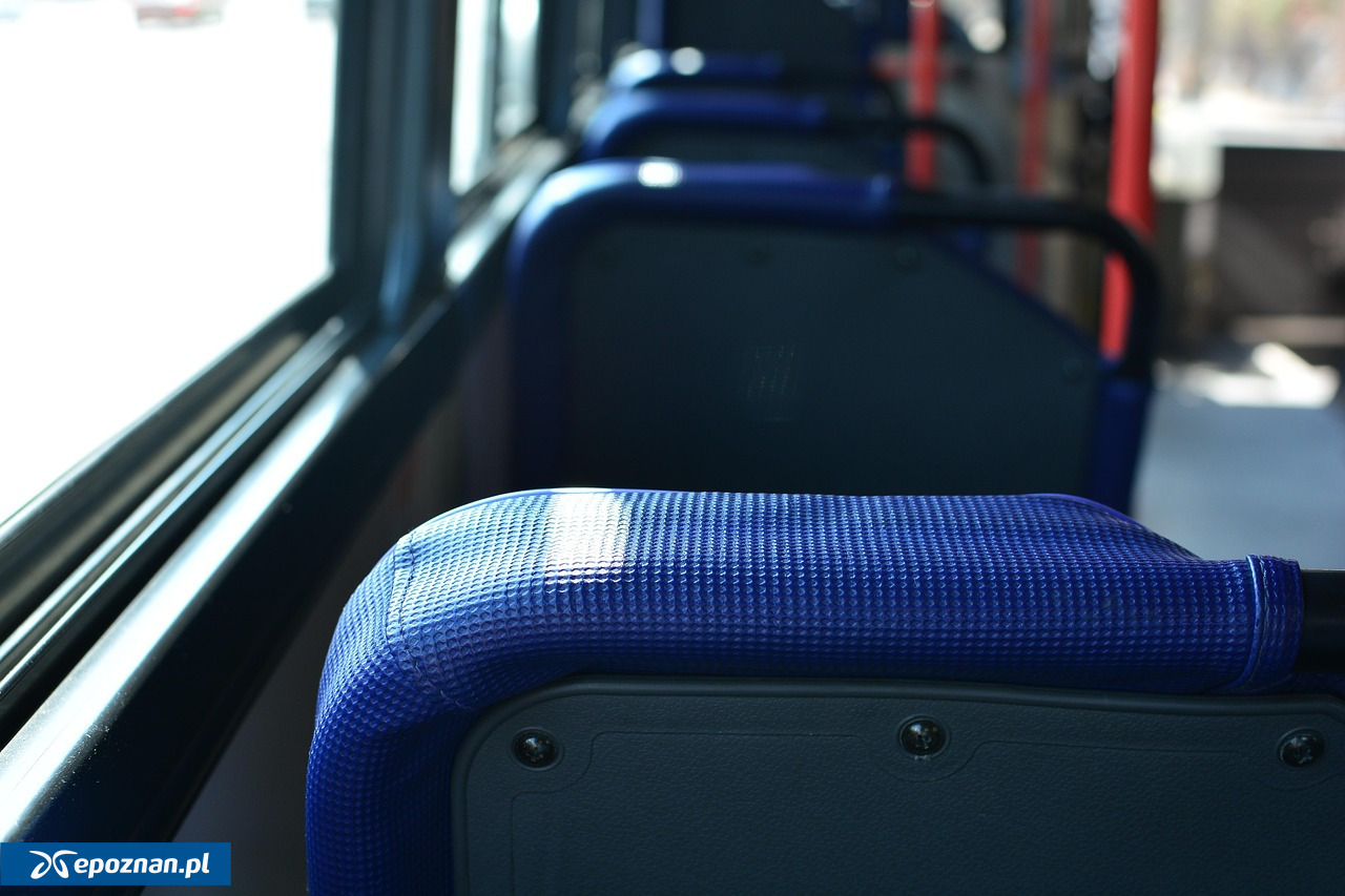 Podpoznańska gmina uruchamia nowy autobus szkolny. Dzieci będą podróżować za darmo