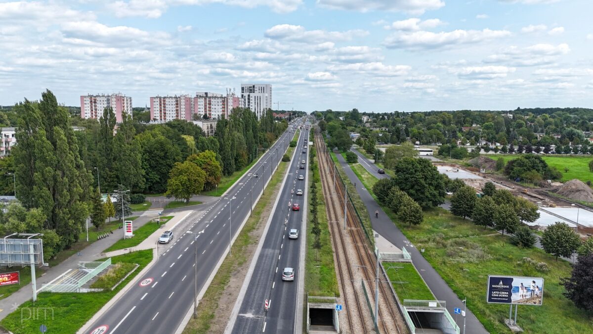 Uwaga kierowcy: Nowe utrudnienia na ulicy Warszawskiej w Poznaniu