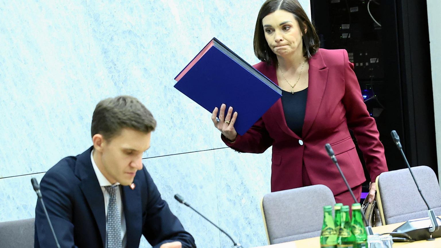 Komisja przyjęła raport końcowy ws. Pegasusa. "Zakup i wykorzystanie systemu były nielegalne" – zdjęcie artykułu z Lubon.net.pl